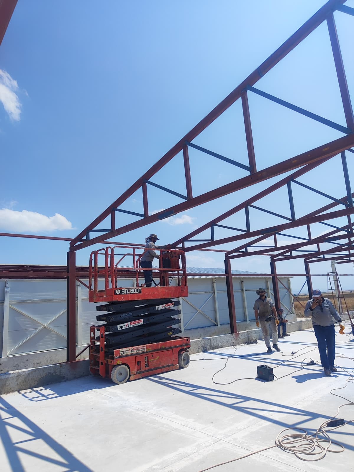 Uşak Platform ve Manlift Kiralama saha çalışması